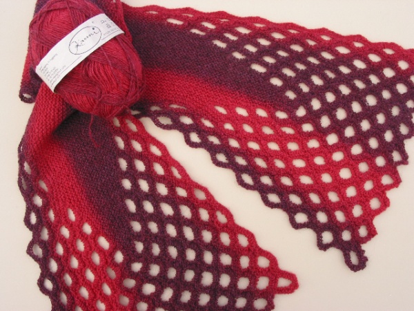 Fishtail Scarf in Kauni EM